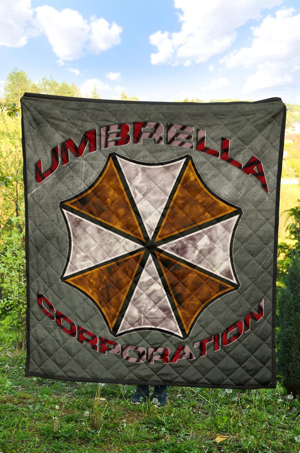 resident evil game premium quilt umbrella corp symbol old war army style quilt - Resident Evil Store