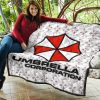 resident evil game premium quilt umbrella corp symbol uss white and red quilt blankett4fon - Resident Evil Store